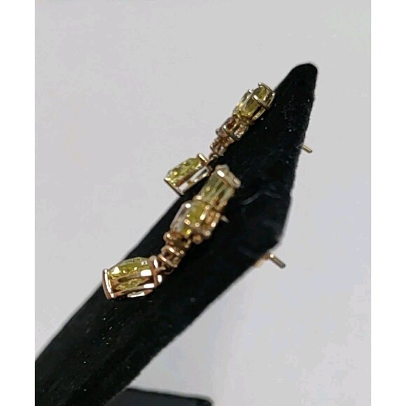 14K Tanzanite 5 Stone Earrings - Picture 4 of 5